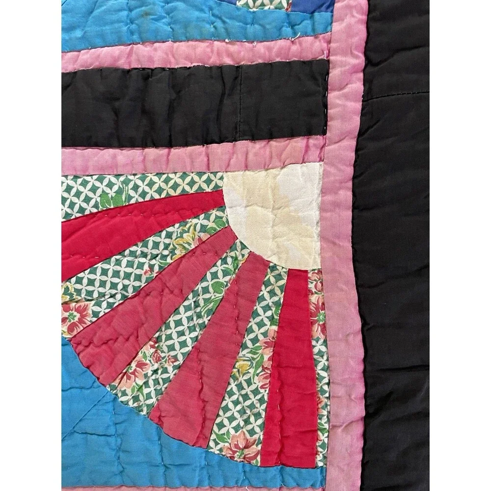 Vintage Grandmother’s Fan Hand Sewn Patchwork Quilt 75”x60”